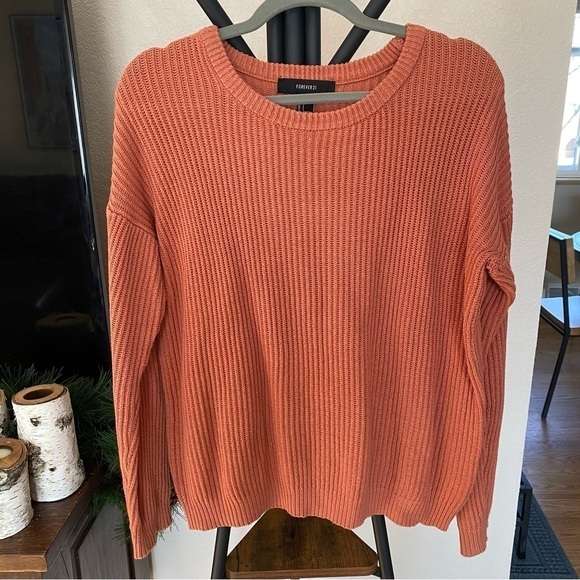 Forever 21 Knit Sweater - Picture 1 of 4